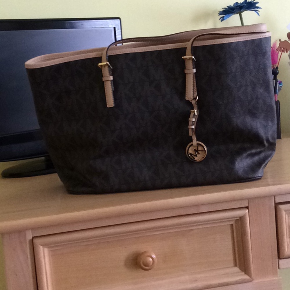 Michael Kors tote